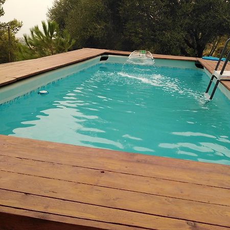 Il Corbezzolo Suite Appartament 卡斯泰卢佐 外观 照片