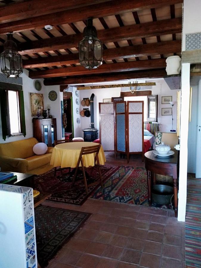 Il Corbezzolo Suite Appartament 卡斯泰卢佐 外观 照片