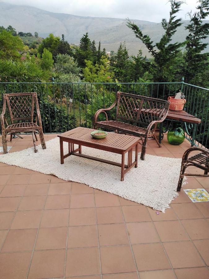 Il Corbezzolo Suite Appartament 卡斯泰卢佐 外观 照片